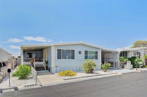 235-5107 Royal Avenue, Las Vegas, NV, 89103 | Card Image