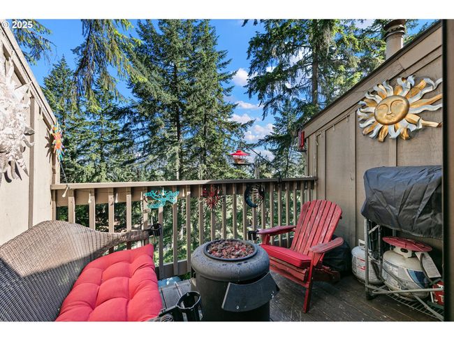 151 Treehill Loop, Condo with 2 bedrooms, 2 bathrooms and null parking in Eugene OR | Image 24