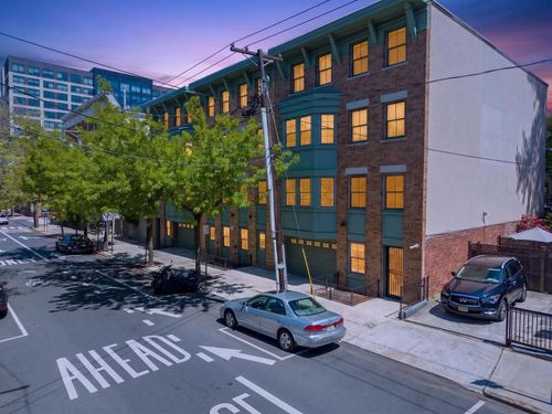 2a-1313 Park Ave, Hoboken, NJ, 07030-4480 | Card Image