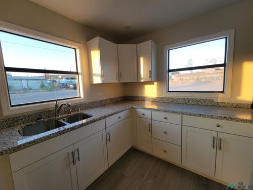 719 Gold St, Truth or Consequences, NM, 87901 | Card Image