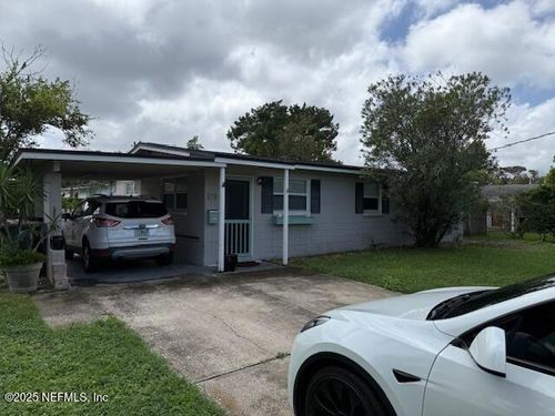 870 Sailfish Dr, Atlantic Beach, FL, 32233-4217 | Card Image