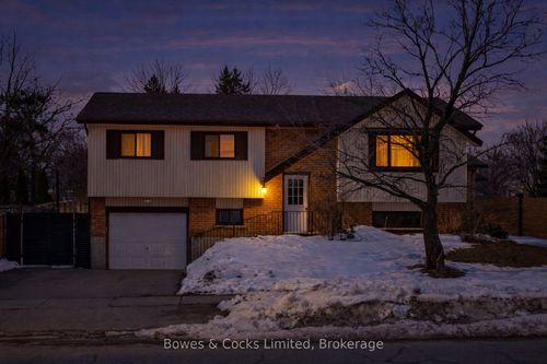 2233 Denure Dr, Peterborough, ON, K9K1V3 | Card Image