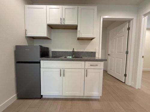 2-1956 Juliesse Ave, Sacramento, CA, 95815 | Card Image
