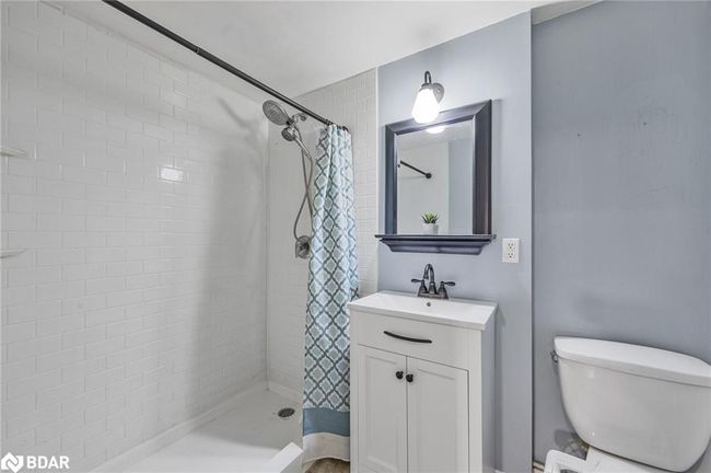 239 Warnica Rd, House other with 5 bedrooms, 2 bathrooms and 6 parking in Barrie ON | Image 28