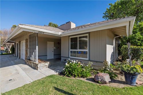 26824 Circle Of The Oaks, Newhall, CA, 91321 | Card Image