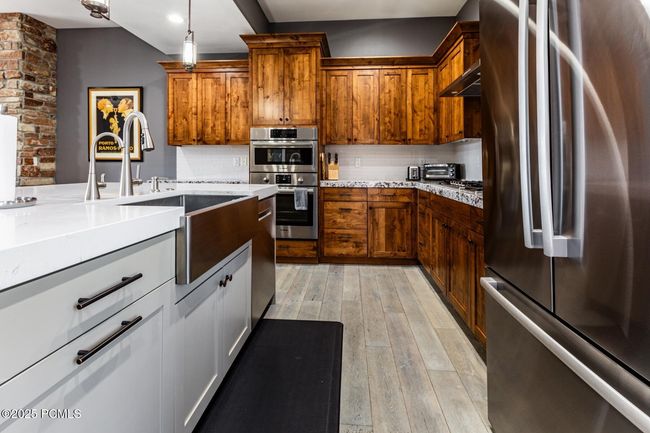 10352 N Sightline Cir, House other with 4 bedrooms, 4 bathrooms and null parking in Hideout UT | Image 11