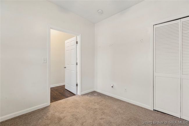 127 New Albany St, Home with 3 bedrooms, 2 bathrooms and null parking in Sellersburg IN | Image 16
