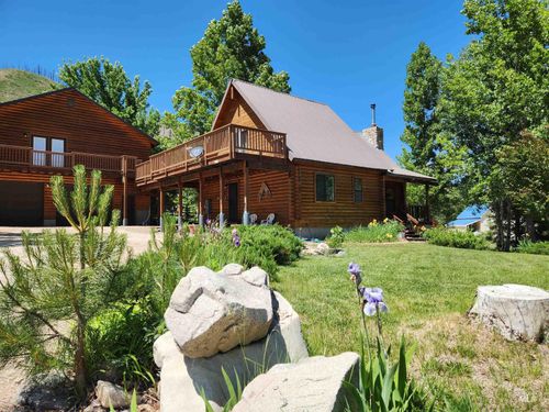 479 N Meadow Cir, Pine, ID, 83647-8700 | Card Image