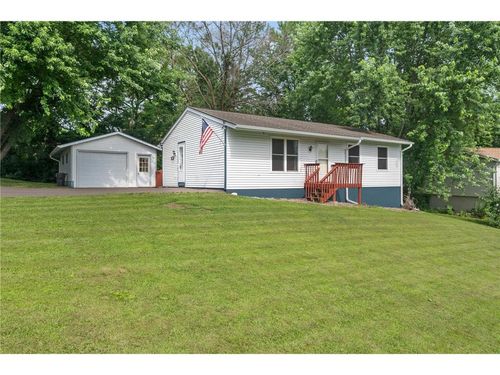 851 Marjorie St, Hammond, WI, 54015-9638 | Card Image