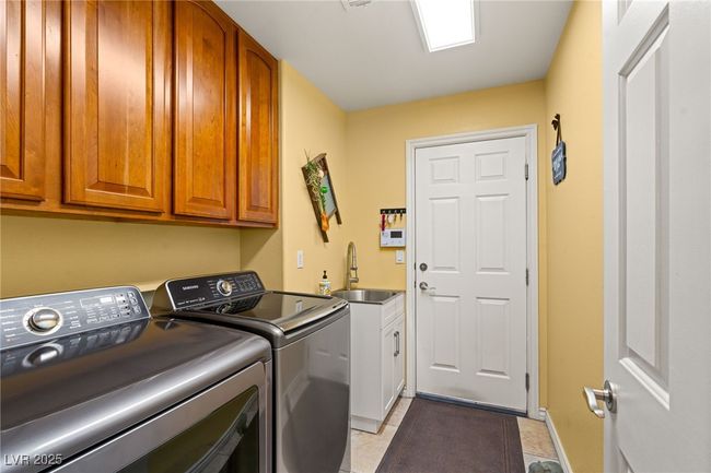 5940 Vizzi Ct, House other with 4 bedrooms, 3 bathrooms and null parking in Las Vegas NV | Image 34
