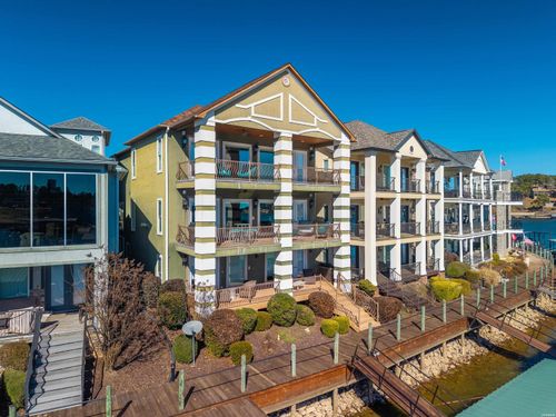 347 Paradise Pt, Hot Springs, AR, 71913-9208 | Card Image