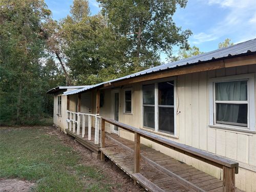 225 County Road 4090, Woodville, TX, 75979-8913 | Card Image