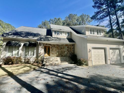 609 Cottonwood Ct, Vass, NC, 28394-8689 | Card Image