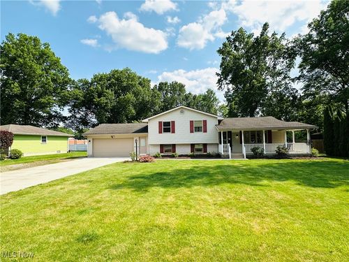 1684 Morris St, Mineral Ridge, OH, 44440-9795 | Card Image