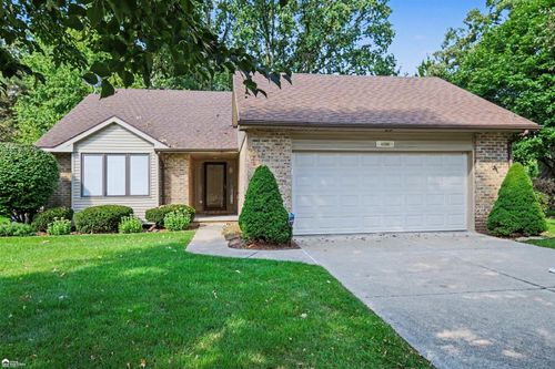 8280 Butternut Court Court, Grand Blanc Charter Township, MI, 48439 | Card Image