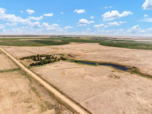 11507 Range Road 75, Cypress County, AB, T0K1Z0 | Card Image