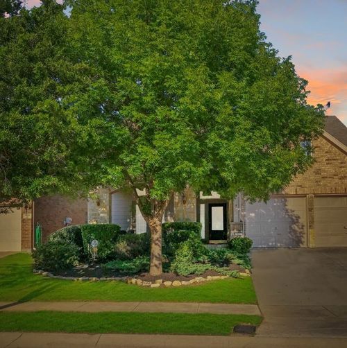 1570 Bonham Pkwy, Lantana, TX, 76226-6438 | Card Image