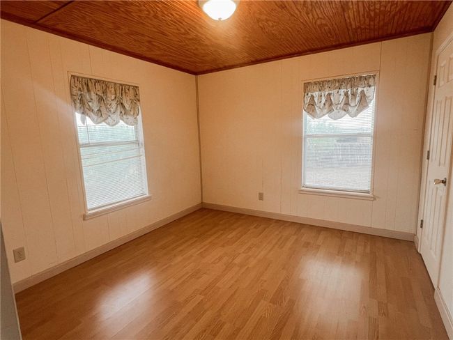 156 Naylor Rd, House attached with 4 bedrooms, 3 bathrooms and null parking in Calliham TX | Image 12