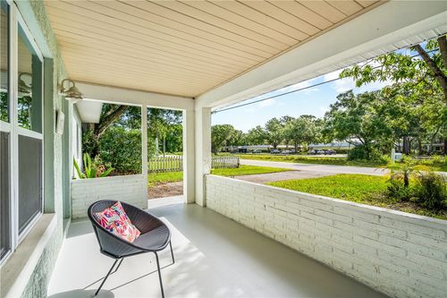 1717 20th Ave, Vero Beach, FL, 32960-3652 | Card Image