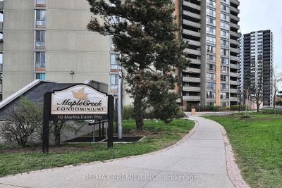 1901 - 10 Martha Eaton Way, Condo with 2 bedrooms, 2 bathrooms and 2 parking in North York ON | Image 2