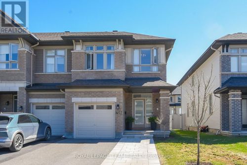725 Capricorn Cir, Manotick, ON, K4M0J4 | Card Image
