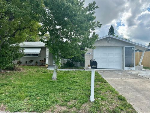 10014 Kingswood Ln, PORT RICHEY, FL, 34668-3723 | Card Image
