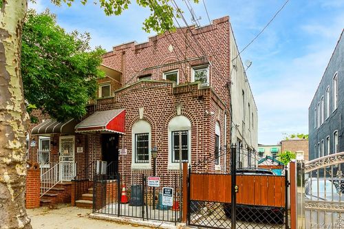 543 Miller Ave, Brooklyn, NY, 11207-4805 | Card Image