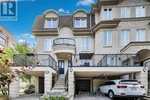 43D Green Belt Dr, North York, ON, M3C1L8 | Card Image