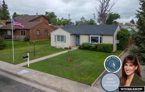 207 13th St, Wheatland, WY, 82201-3329 | Card Image