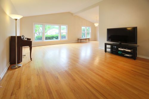 711 Leamington Ave, Wilmette, IL, 60091-2059 | Card Image