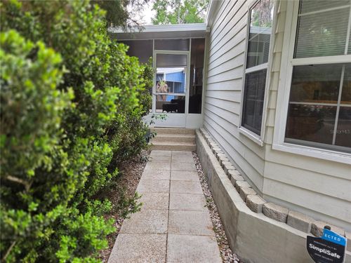 421 Margaret St, BRONSON, FL, 32621-6235 | Card Image