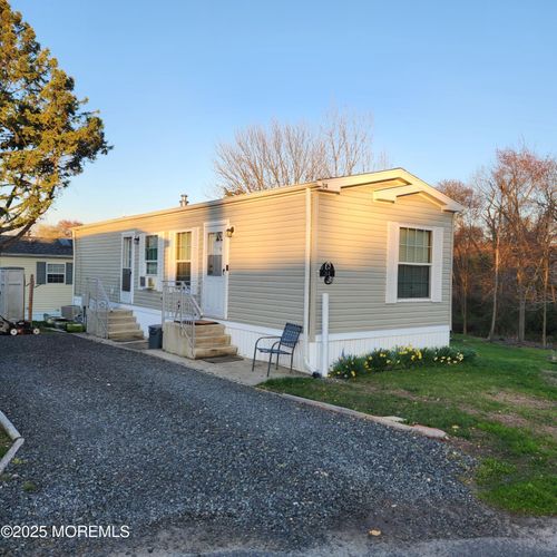 34-1820 State Route 35, Wall Township, NJ, 07719-3501 | Card Image