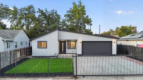 4259 13th Ave, Sacramento, CA, 95820-1306 | Card Image