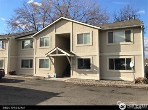 apt-202-1910 J St, Walla Walla, WA, 99362-2398 | Card Image