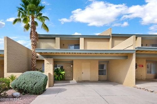 7823 E Rosewood Street, Tucson, AZ, 85710 | Card Image