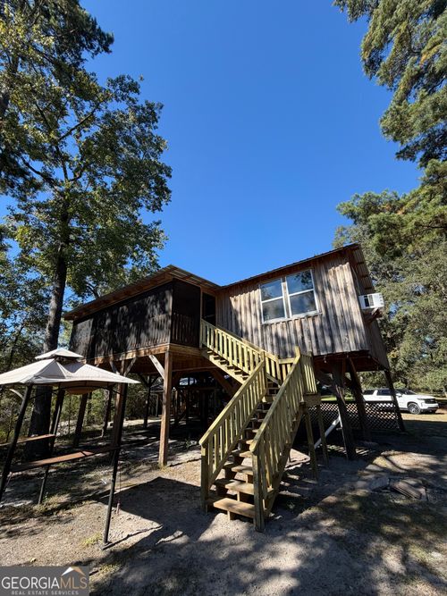 1621 St Marys River Bluff Rd, Saint George, GA, 31562-4113 | Card Image