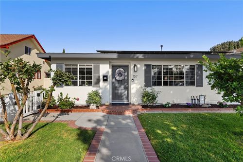 157 Pacific St, Tustin, CA, 92780 | Card Image
