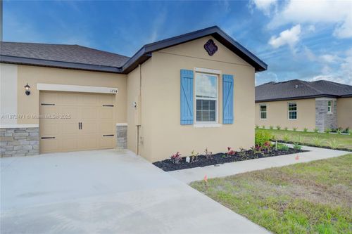 1734 Party Pl, FORT PIERCE, FL, 34947-7715 | Card Image