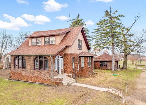 953 Paw Paw Rd, Paw Paw, IL, 61353-9565 | Card Image