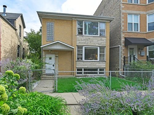 garden-2735 N Mozart Street, Chicago, IL, 60647 | Card Image