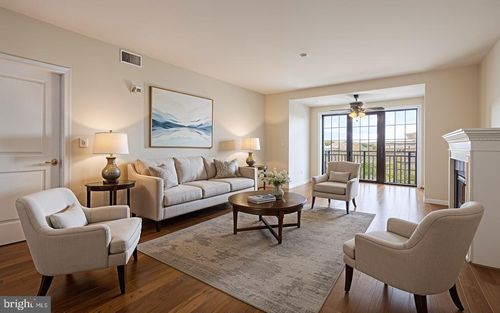 apt-405-485 Harbor Side St, WOODBRIDGE, VA, 22191-5458 | Card Image