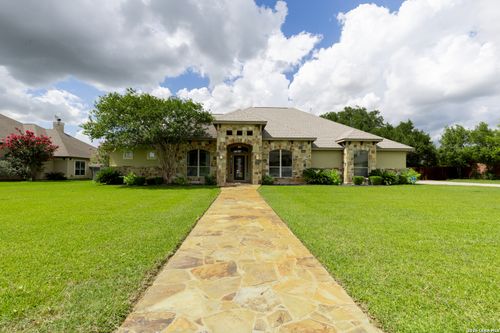 1640 Camden Ln, Pleasanton, TX, 78064-1757 | Card Image