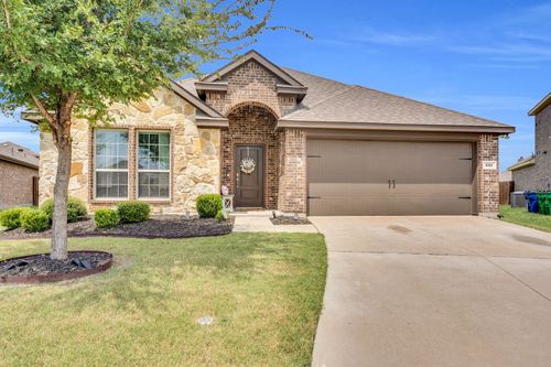231 Garden Grove Dr, Waxahachie, TX, 75165-1365 | Card Image
