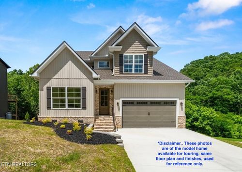 148 Hillside Ln, Lenoir City, TN, 37771-8203 | Card Image