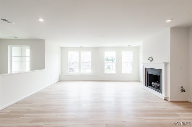 12417 Wescott Ave, Condo with 3 bedrooms, 2 bathrooms and null parking in Midlothian VA | Image 4