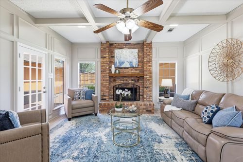 1915 Robin Meadow Circle, Carrollton, TX, 75007 | Card Image