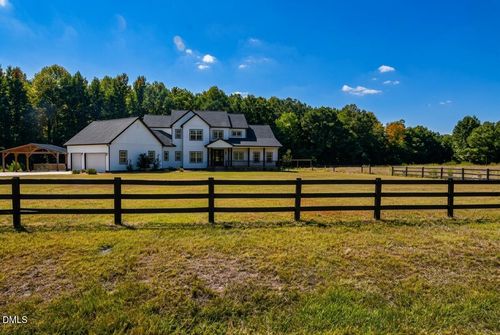 794 Cobb Rd, Benson, NC, 27504-5012 | Card Image