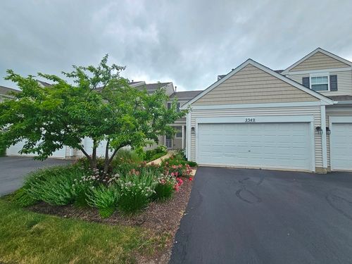 2340 Sheehan Dr, Naperville, IL, 60564-4929 | Card Image