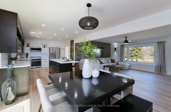 3243 St John's Sideroad, House other with 7 bedrooms, 7 bathrooms and 20 parking in Cedar Valley ON | Image 13