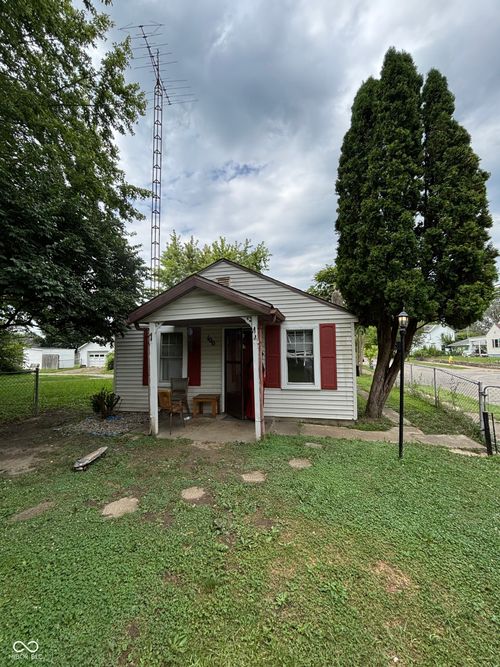 100 Nw G St, Richmond, IN, 47374-2210 | Card Image